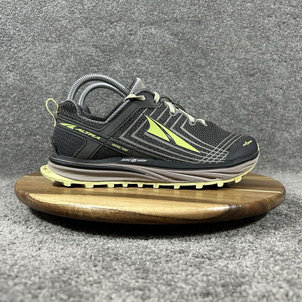 Altra Timp 1.5 Women's Size 7 Gray Line Athletic Trail Running Hiking Shoes Used